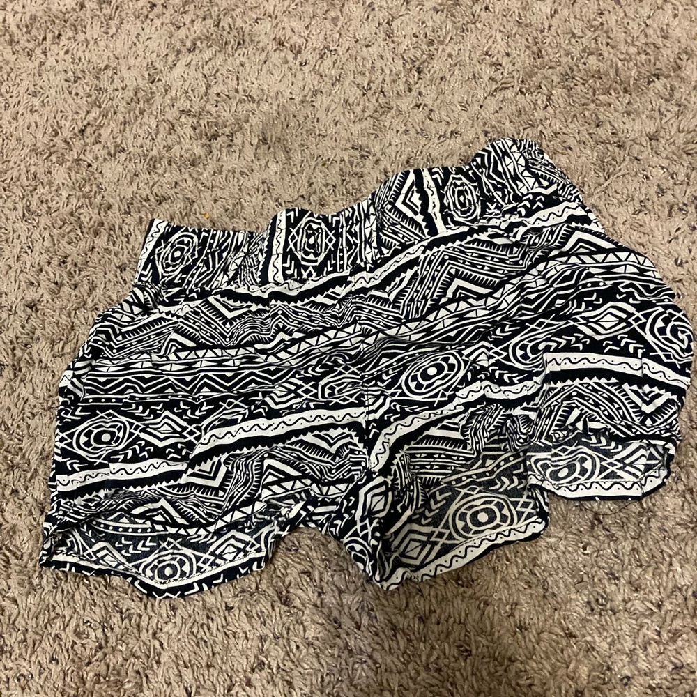 Kiss & Cry shorts